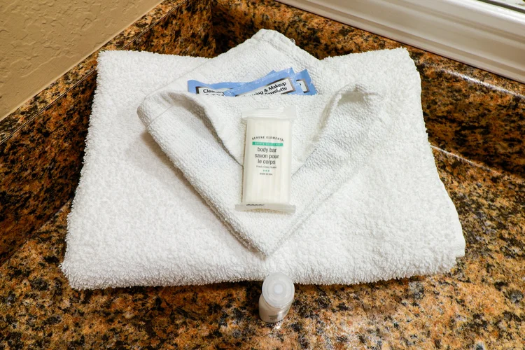 Norma Dan Motel King Room with Fireplace and/or Jacuzzi wash cloth, hand towel and toiletries