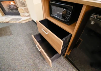 Norma Dan Motel in-room microwave
